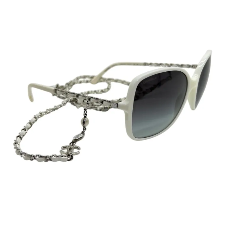 CHANEL OCCHIALI DA SOLE QUADRATI CON CATENA
