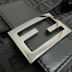 FENDI MAXI BAGUETTE A SPALLA