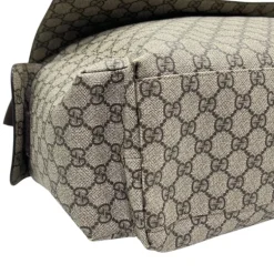 GUCCI BORSA PER ACCESSORI DA BEBÈ GG SUPREME MISURA MEDIA