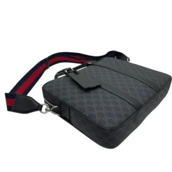 GUCCI PORTADOCUMENTI GG A TRACOLLA