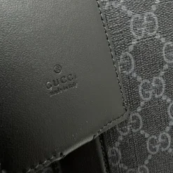 GUCCI PORTADOCUMENTI GG A TRACOLLA