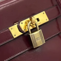 HERMÈS KELLY 32 VINTAGE BOX CALF ROUGE