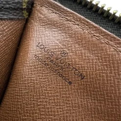 LOUIS VUITTON POCHETTE JOUR GM MONOGRAM